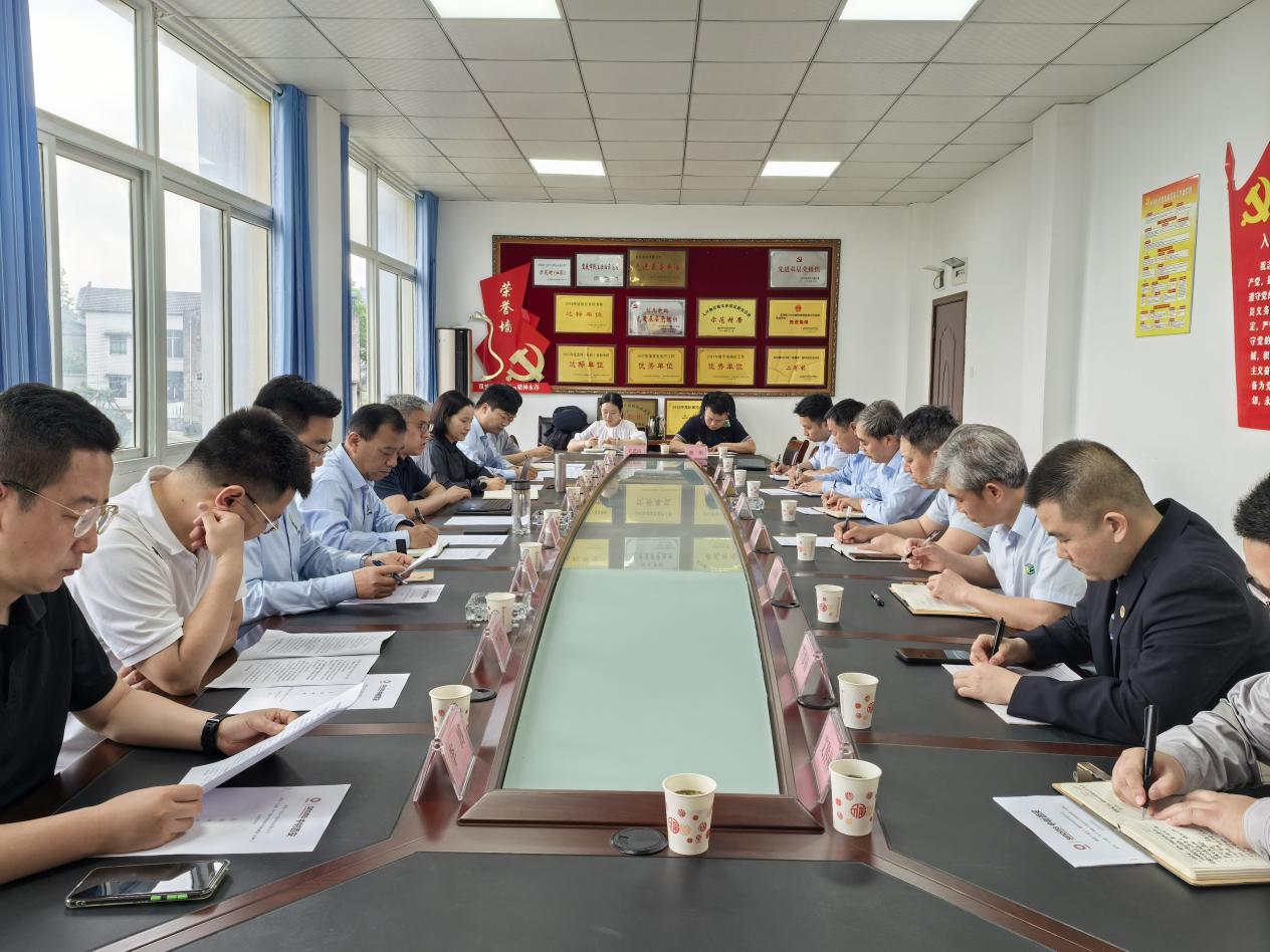 陜煤集團基本建設管理部一行到陜渝建材公司開展重點建設項目大檢查