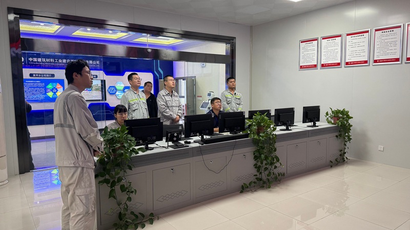 省安委辦專家組到富平公司礦山開展精準(zhǔn)指導(dǎo)幫扶